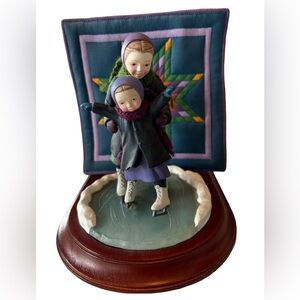 Amish Heritage Collection 1993 “Winter Fun” Martha & Lizzie #30023